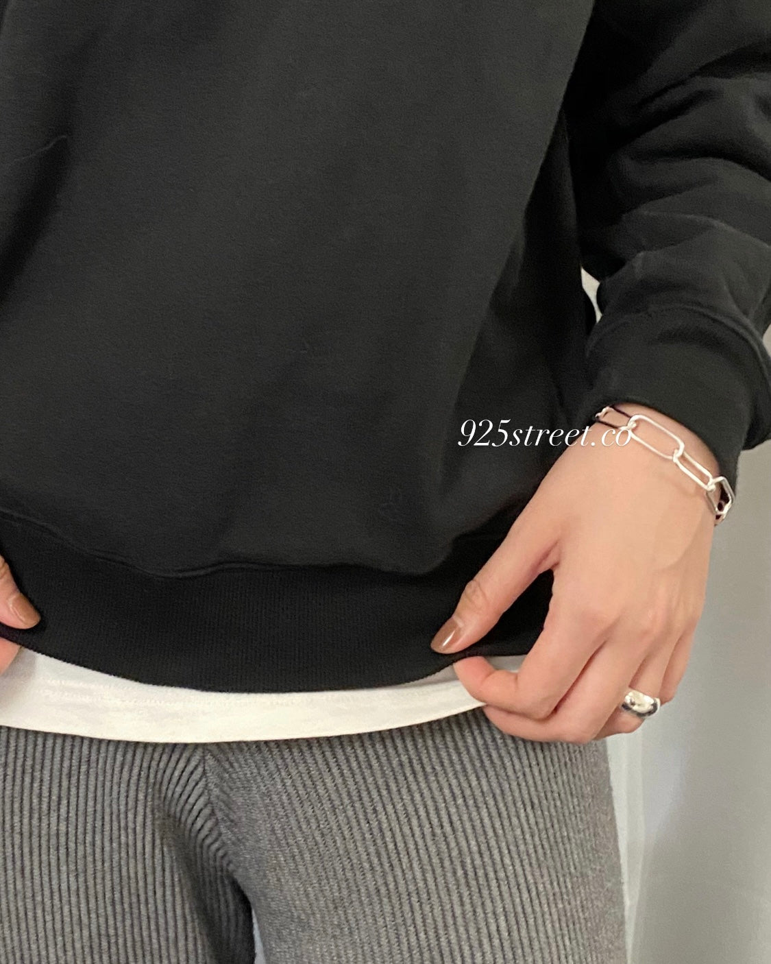 Hypoallergenic silver paperclip chain bracelet for sensitive skin