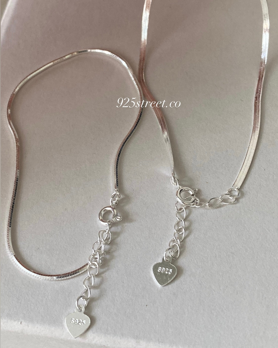 Silky Line Bracelet – Minimalist Elegance in Sterling Silver
